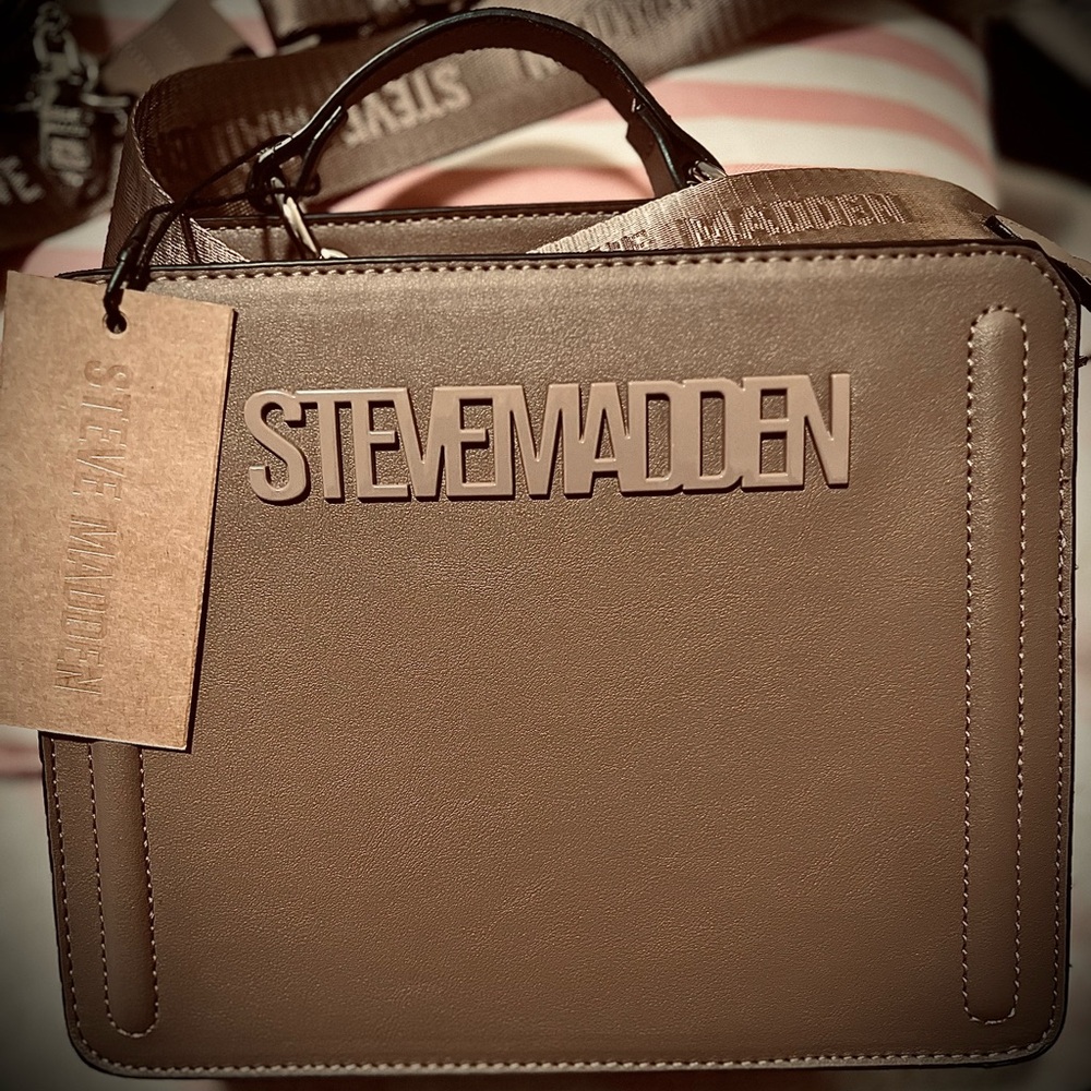 Steve Madden Taupe Shoulder Bag Sleek Design